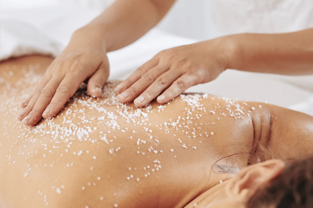 back-facial Facial for Teens with Acne Skin